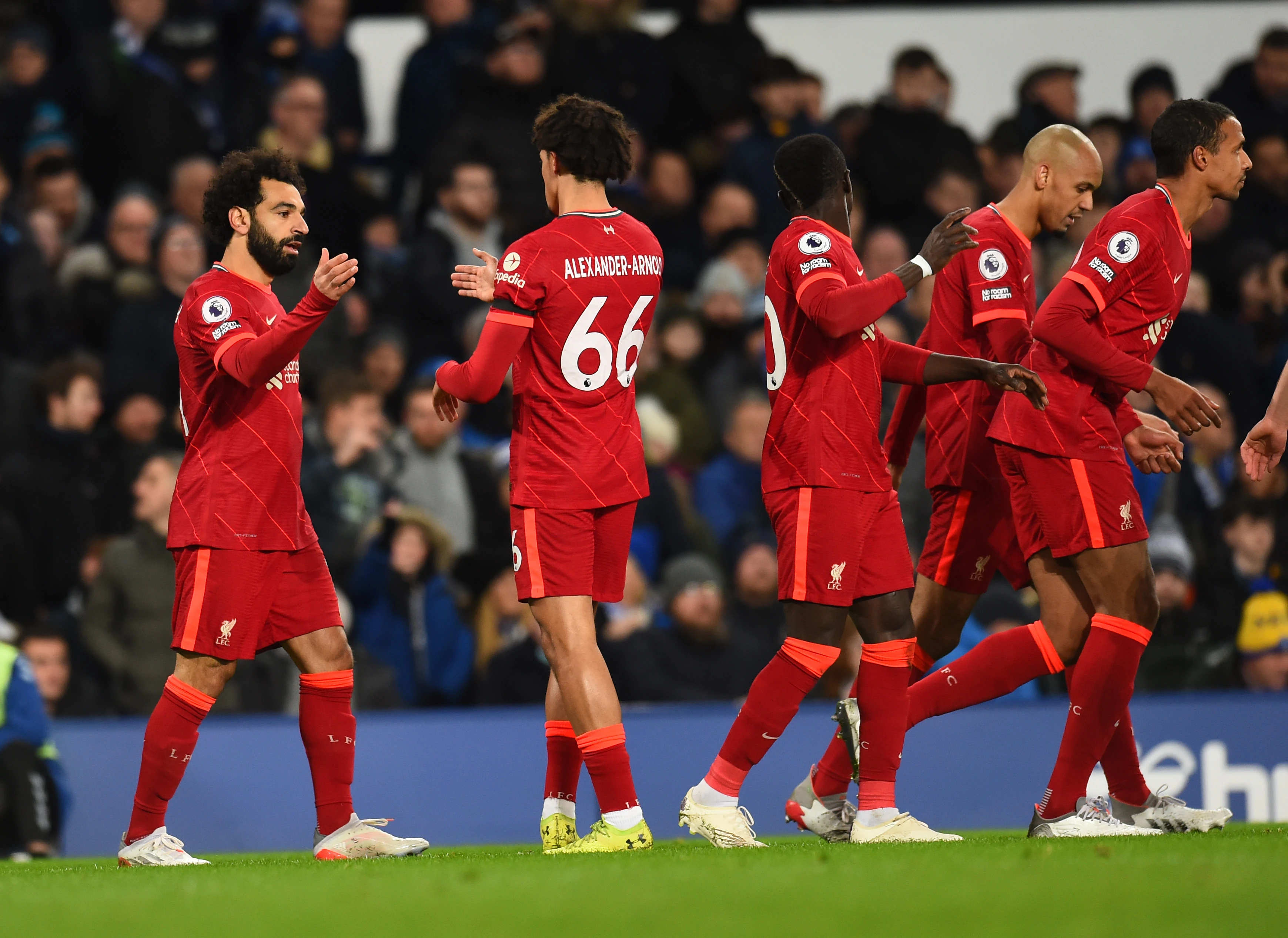 Liverpoolu Merseyside derbi, Chelsea i dalje na vrhu