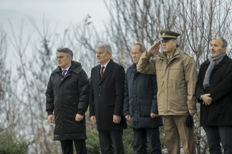 Komšić: BiH će biti sve dok mi vjerujemo u nju