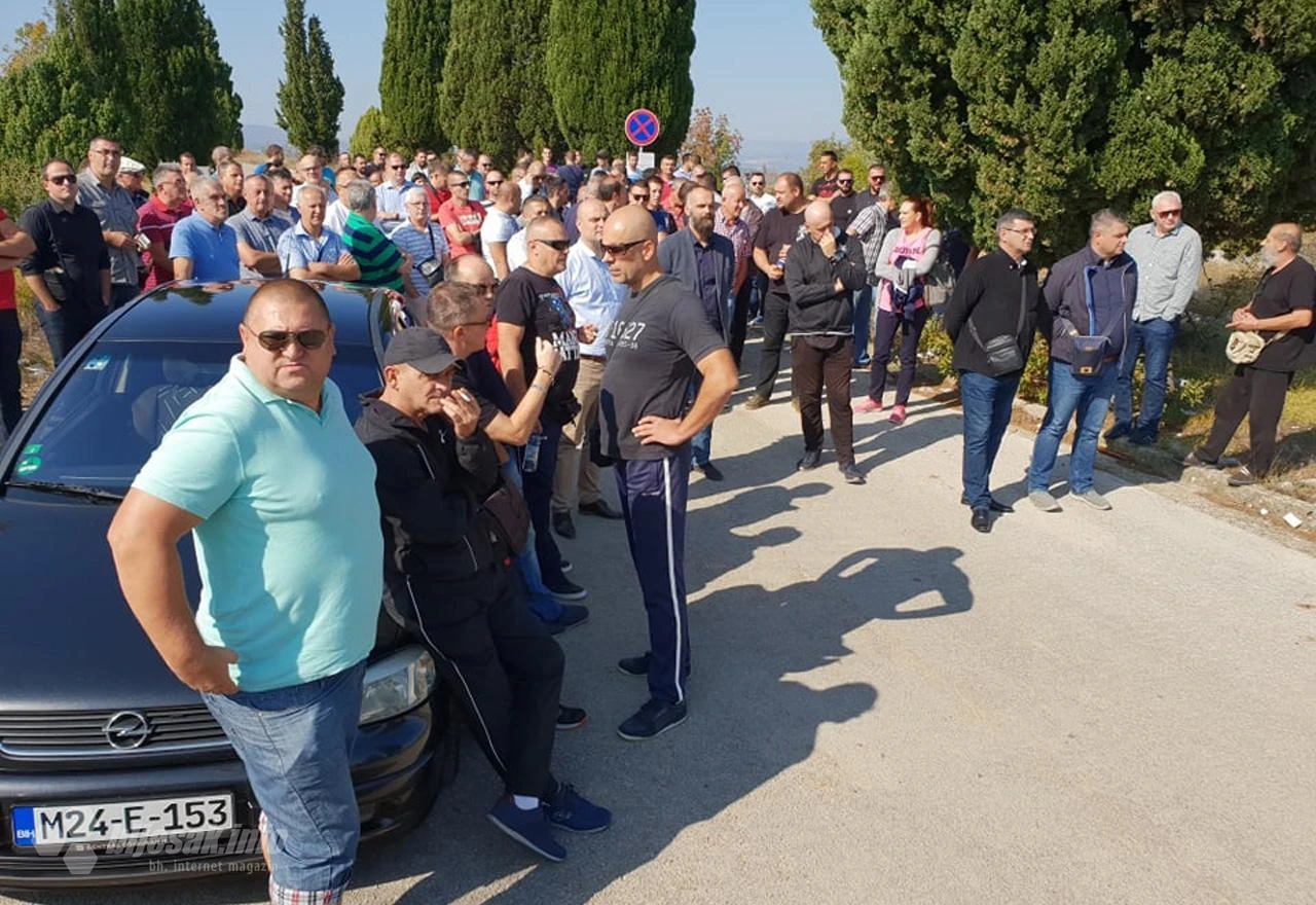 Radnici Aluminija na rubu, pojedini s 19 neisplaćenih mirovina