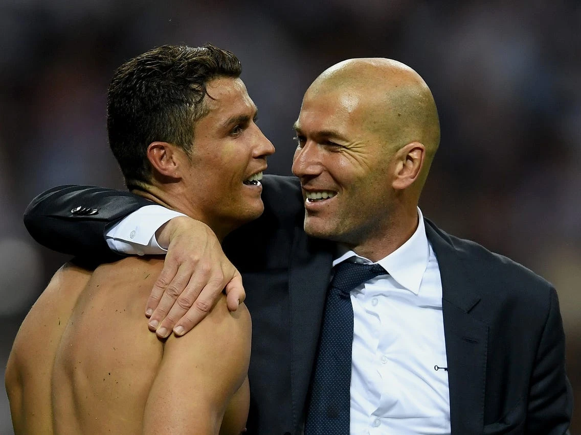 Otkaz Solskjaeru, Zidane prvi kandidat za klupu Uniteda
