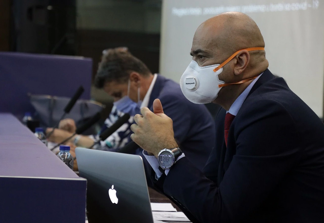 Prijava protiv Novalića, Čerkeza i stožera zbog Covid-potvrda