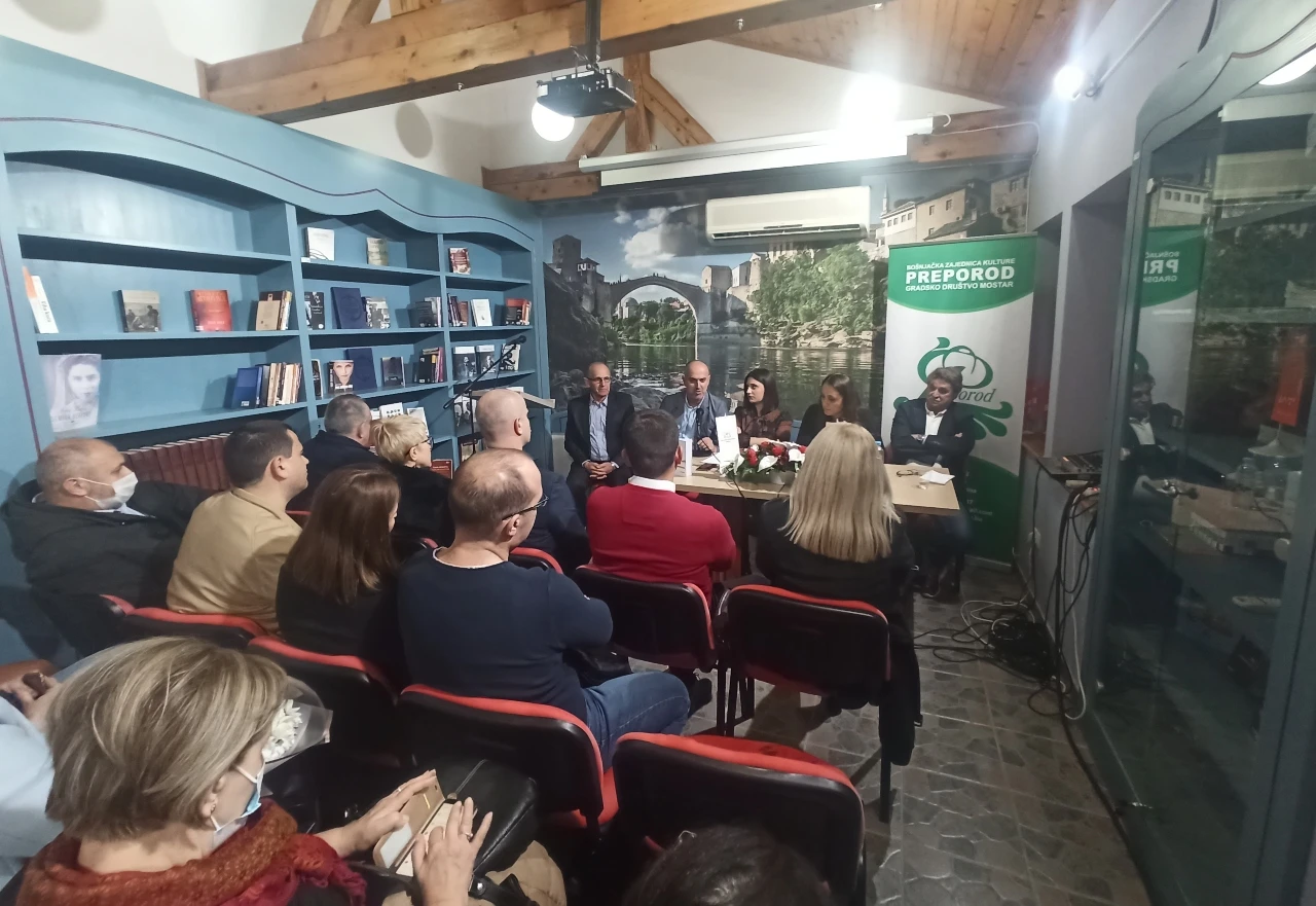 "Hipertenzija" stavljena na sud Mostarcima 