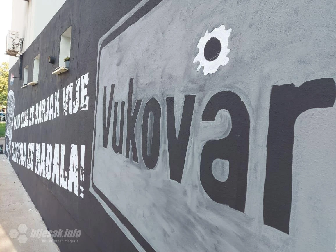 30 godina od sloma grada