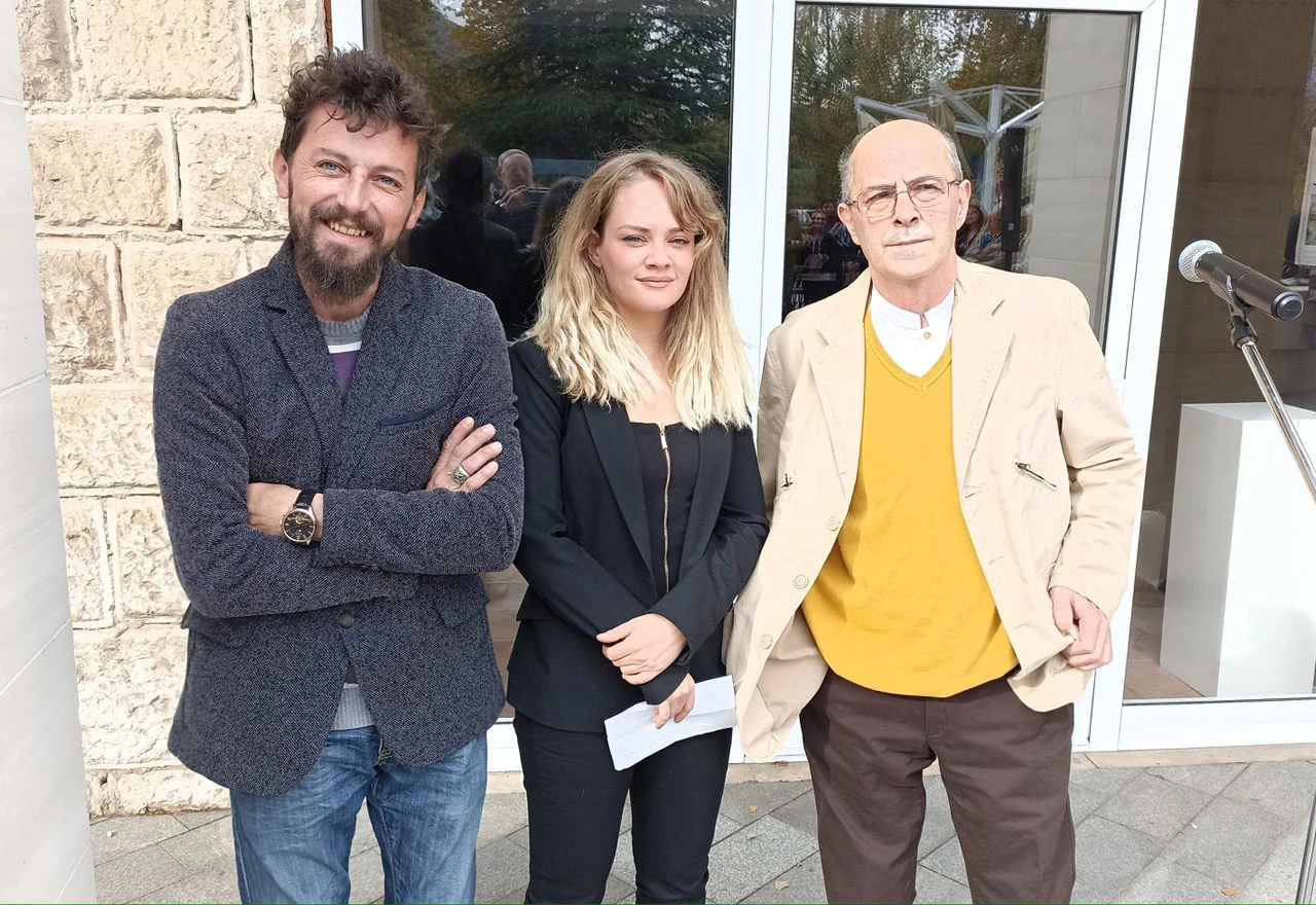 U Kosači otvorena izložba umjetnice Megi Kunštek