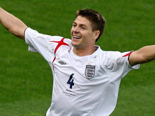 Steven Gerrard se vratio u Premiership!