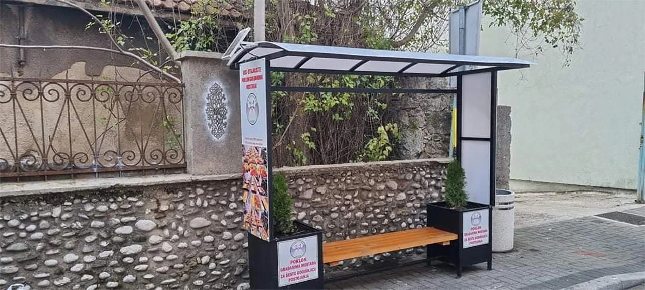 Ne može Grad, mogu građani: Obnovljeno autobusno stajalište u Mostaru
