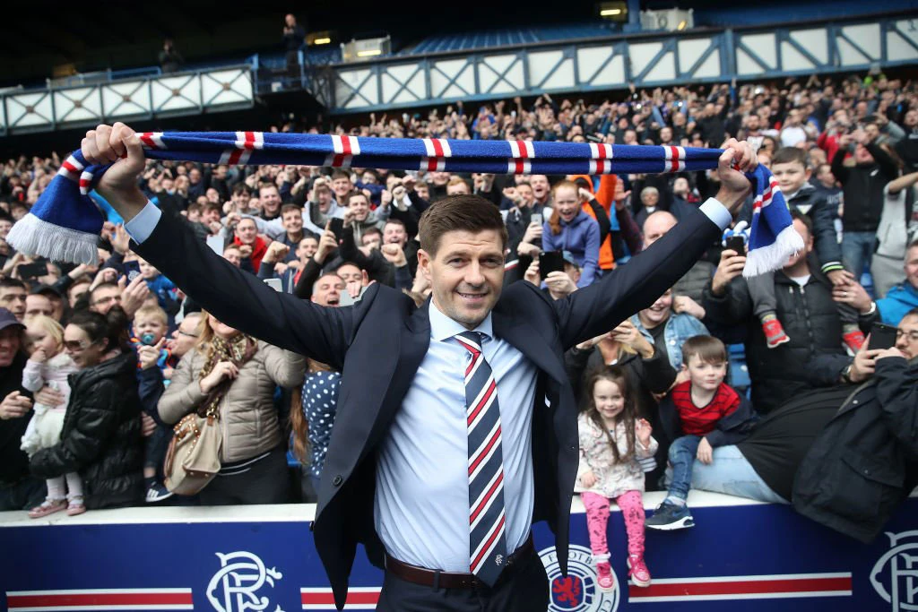 Gerrard preuzima engleskog velikana?