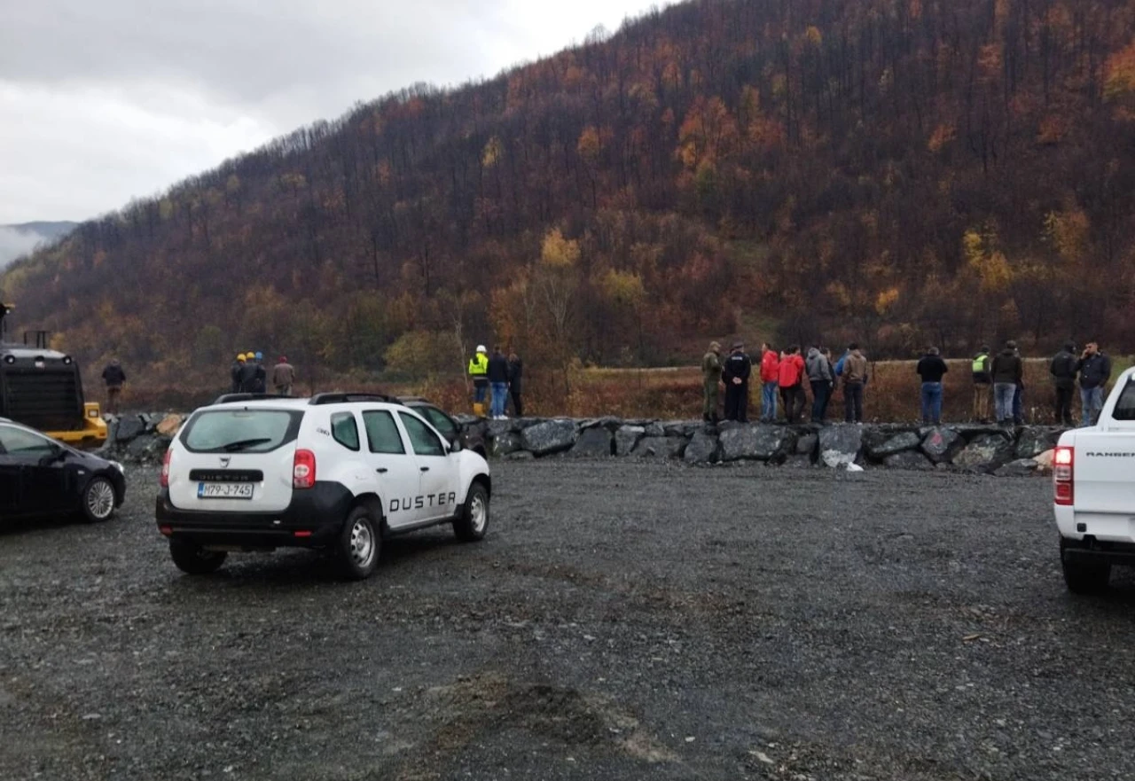 Obustavljena potraga za radnicima koji su upali u Bosnu, nastavak sutra
