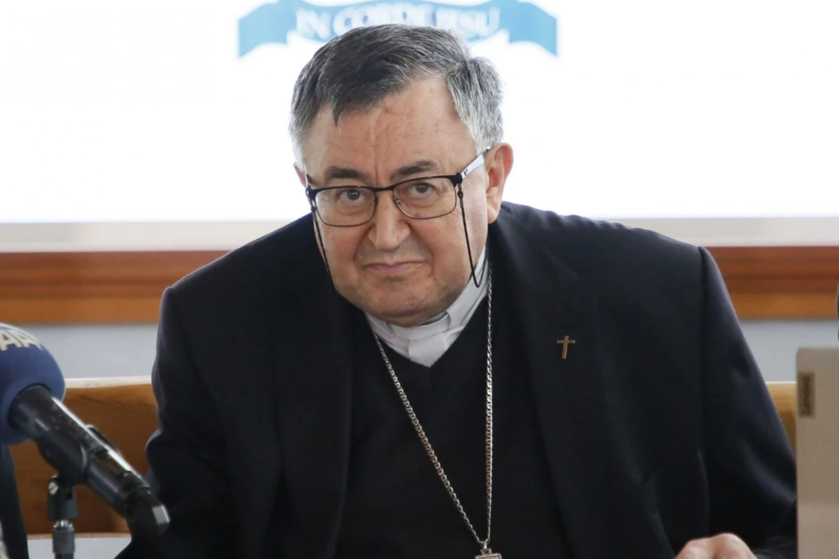 Kardinal Puljić: Samo budala može željeti rat