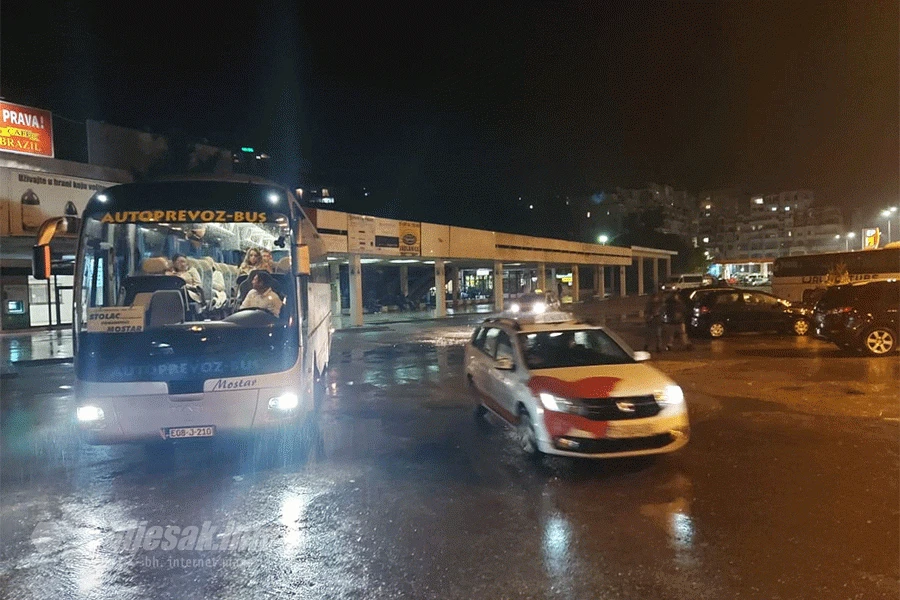 Mostar: Radili noževi na autobusnoj postaji 