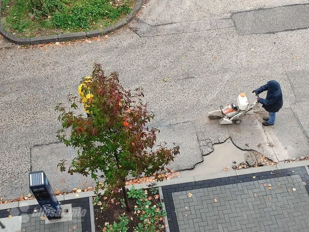 Počela sanacija propalih dijelova asfalta u Zagrebačkoj ulici