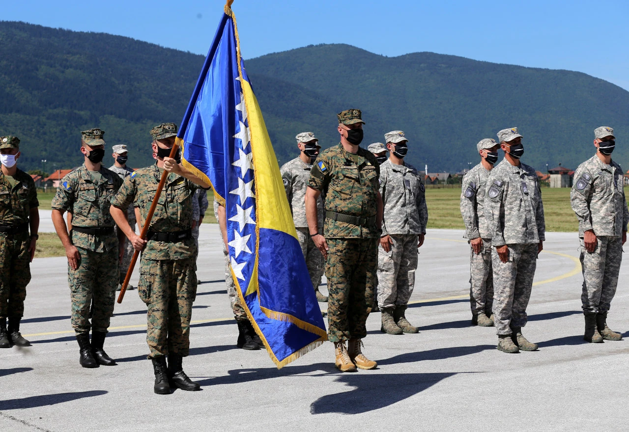 Eufor ostaje u BiH