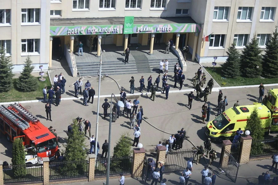 Učenik 6. razreda u Rusiji pucao iz pištolja koji je donio u školu