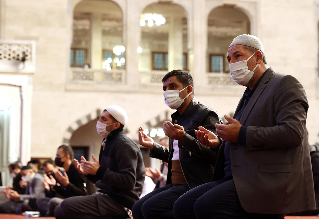 Muslimani širom svijeta obilježavaju dan rođenja poslanika Muhammeda
