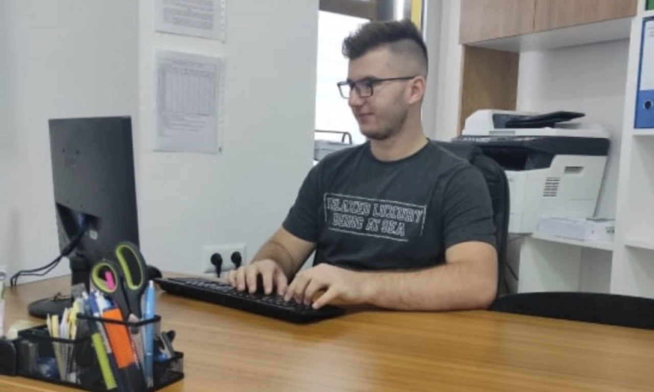 Bh građani više ne moraju čekati u redovima: Mladi Tuzlak kreirao aplikaciju E-dokumenti