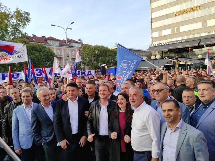Poruka iz Banja Luke: Režim je pao i Ovo je ustanak