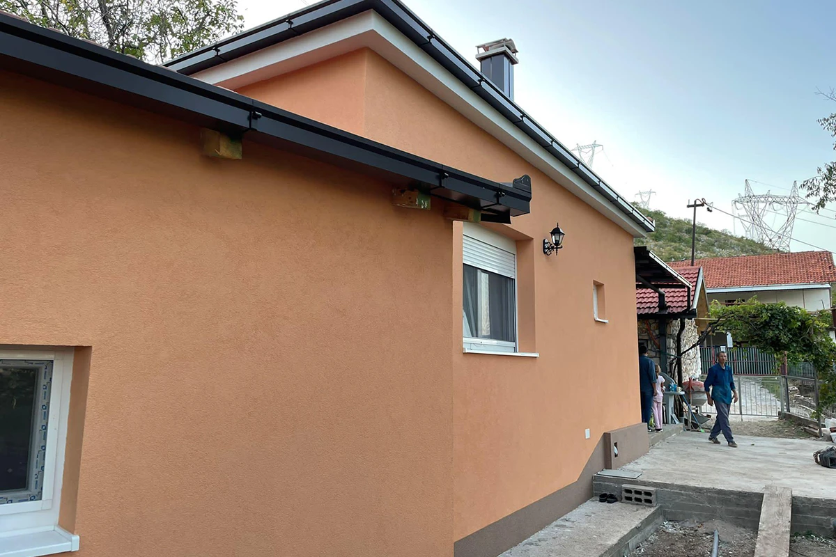 Obećano, učinjeno: Sedmeročlanoj obitelji kupili kuću