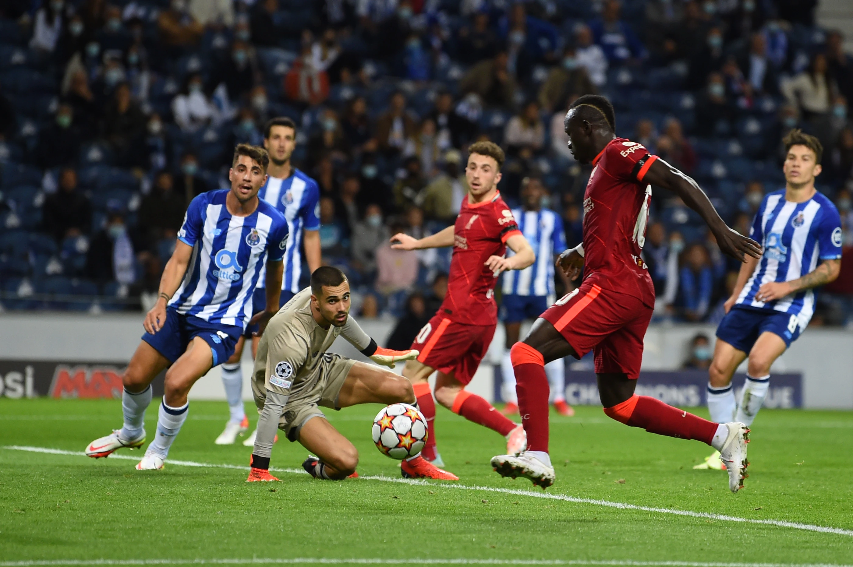 Liverpool utišao stadion Dragao, a Suarez San Siro