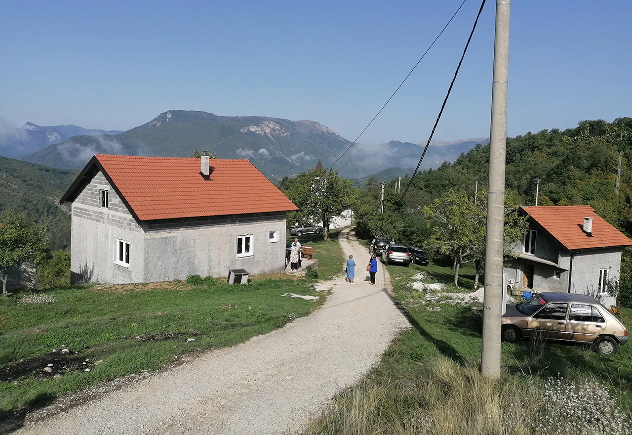 Posveta Spomen obilježja i sveta misa za stradale s područja Radešine, općina Konjic