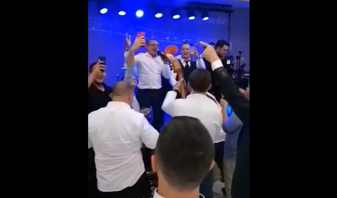 Mamić u Ljubuškom zapjevao: Ne može nam niko ništa ...