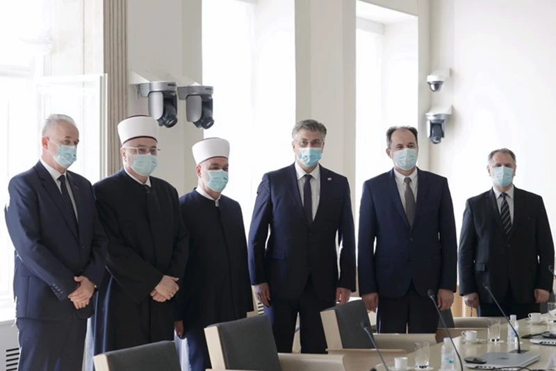 Kavazović zadovoljan statusom islamske zajednice u RH