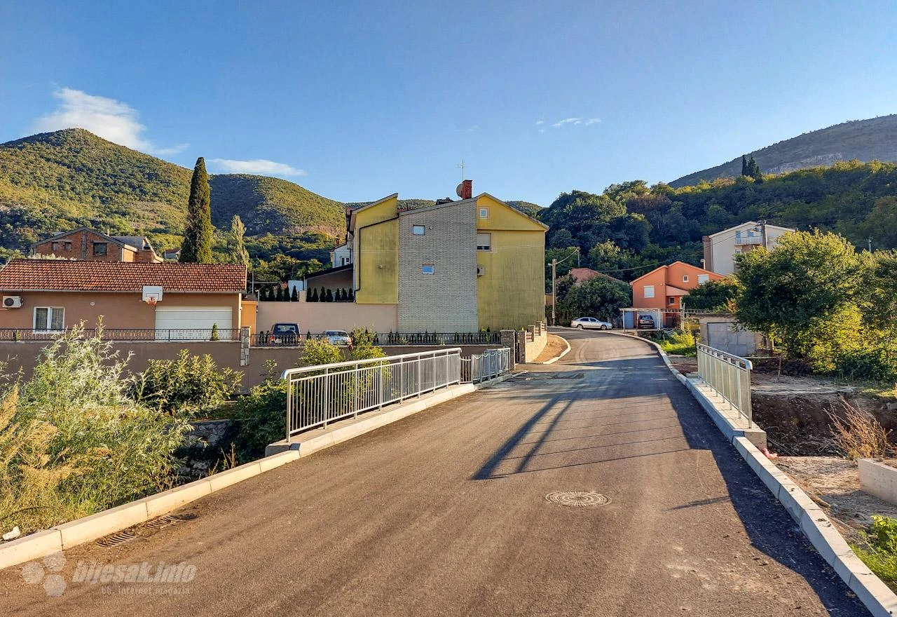 Ruši se most u Ilićima, uskoro obnova i pješačkog mosta