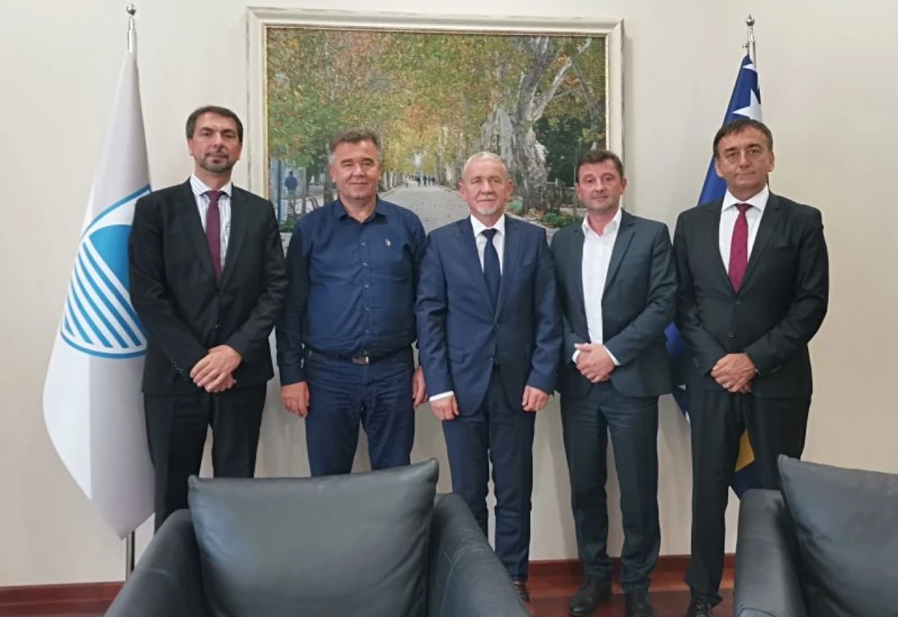 Čavara kod Kordića: O Uborku, sportskoj dvorani i zajedničkim interesima u Mostaru