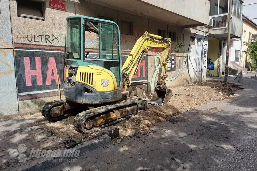 Nastavljaju se radovi na obnovi pločnika u Zagrebačkoj