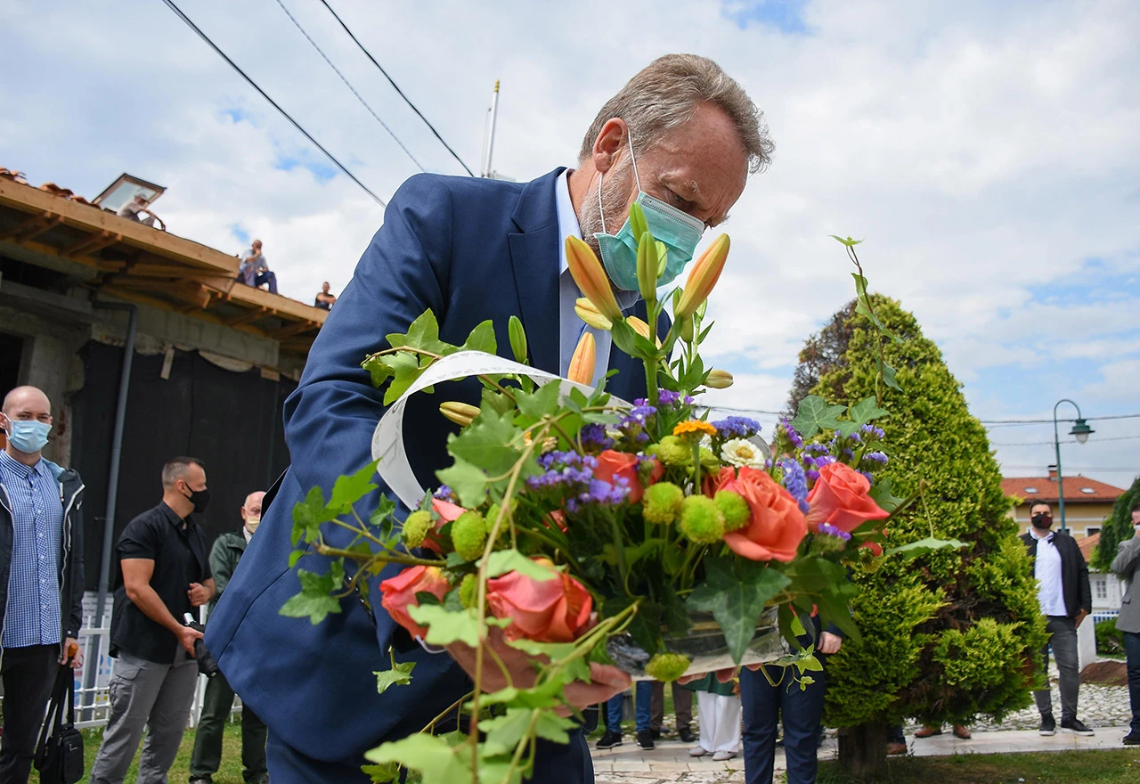 SDA pisao strancima: Hrvati imaju 106 posto više