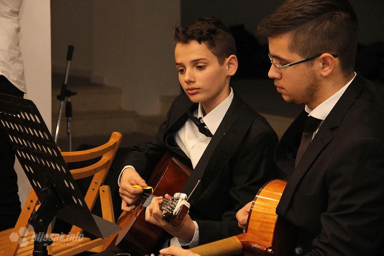 U Mostaru zajednički koncert četiri nacionalna kulturna društva