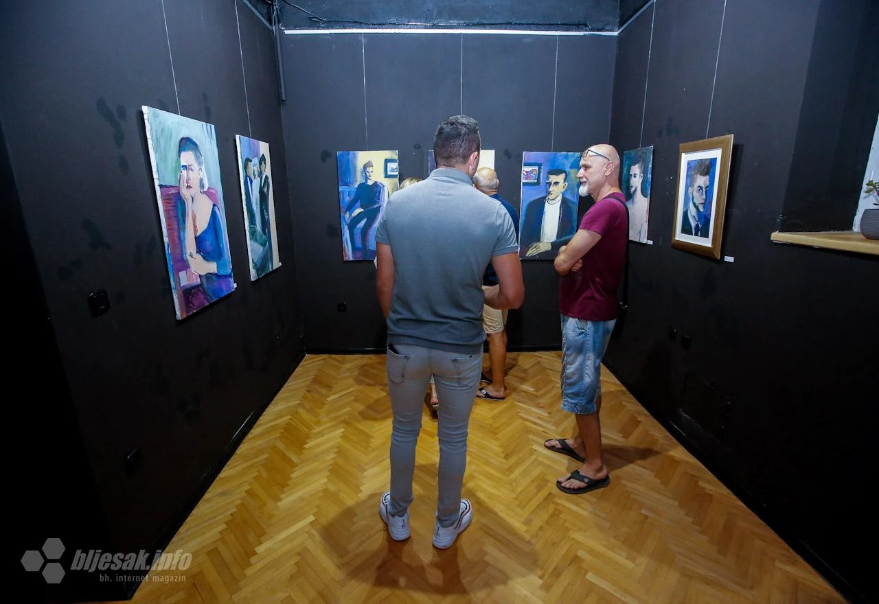 Buconjić mostarskoj publici predstavio prvu samostalnu izložbu 