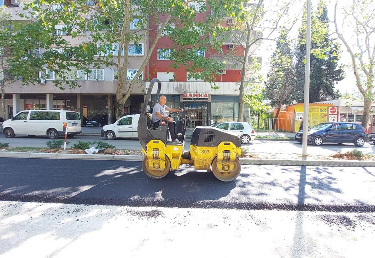 Radnici prešli na drugu stranu Avenije