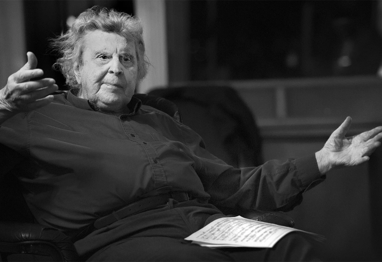 Umro Mikis Theodorakis skladatelj sirtakija iz 'Grka Zorbe'