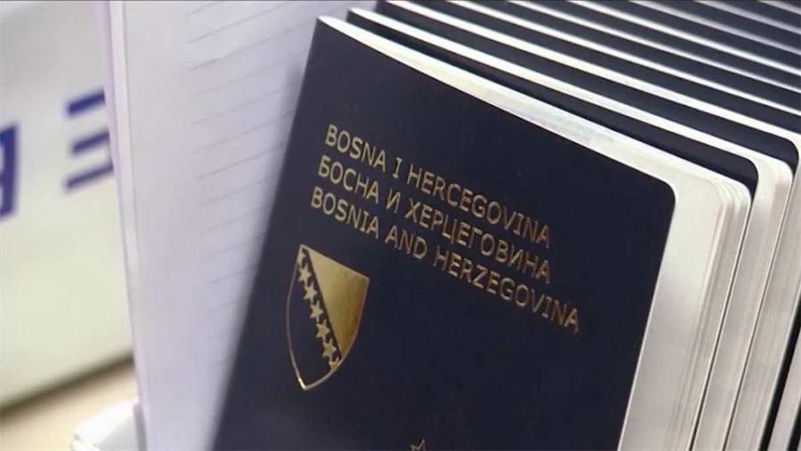 Padaju tenderi za bh. putovnice, IDDEEA u problemima