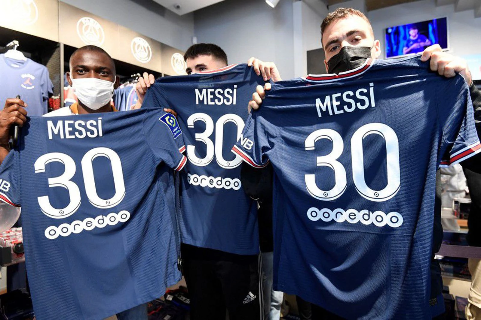 PSG već počeo zarađivati na Lionelu Messiju, dresovi razgrabljeni