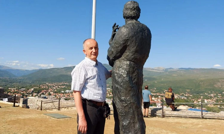 Stojić: Suvremeno vrijeme nas pokušava zarobiti
