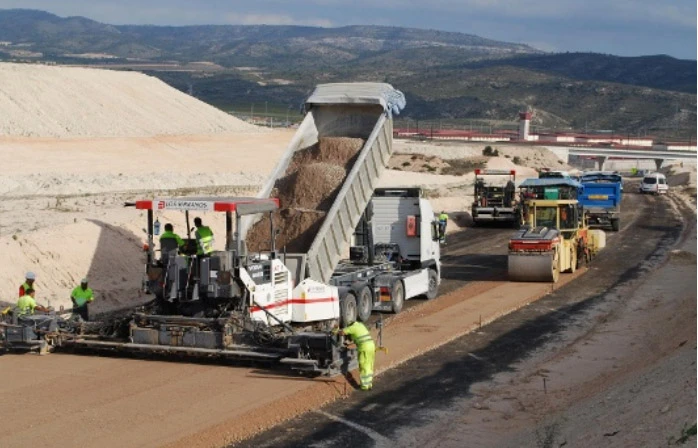 Španjolci grade ceste od otpadnog papira
