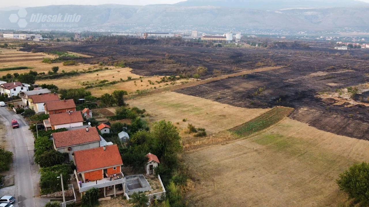 Ugašen požar u Donjoj Jasenici i Bačevićima, na brdu iznad još uvijek gori