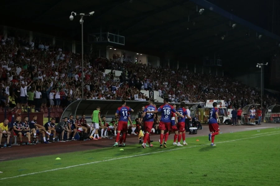 UEFA "zapaprila" Borcu: Visoka novčana kazna zbog ubacivanja predmeta