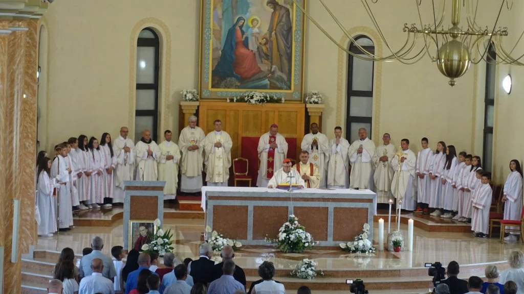 Obitelj – svjedočanstvo radosne ljubavi