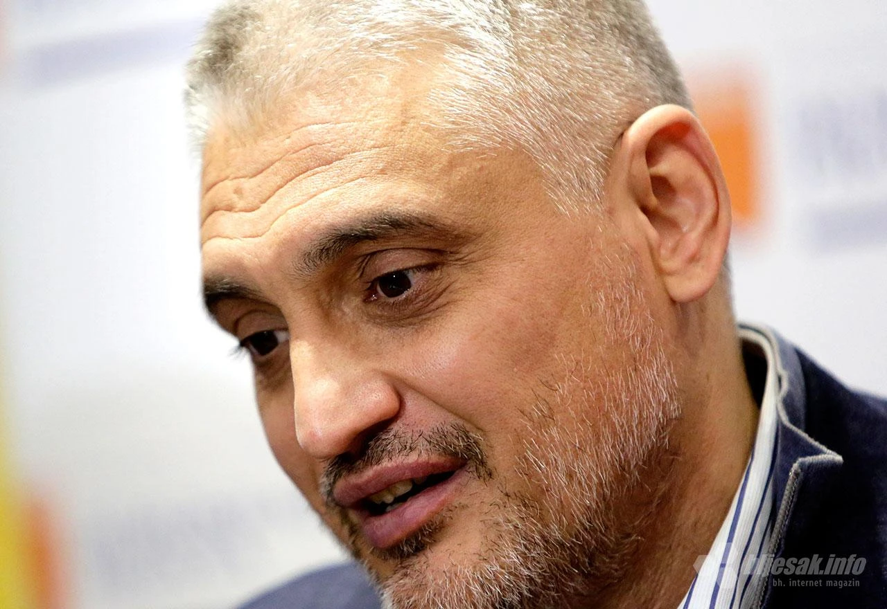 Čedomir Jovanović objasnio pozadinu incidenta iz garaže