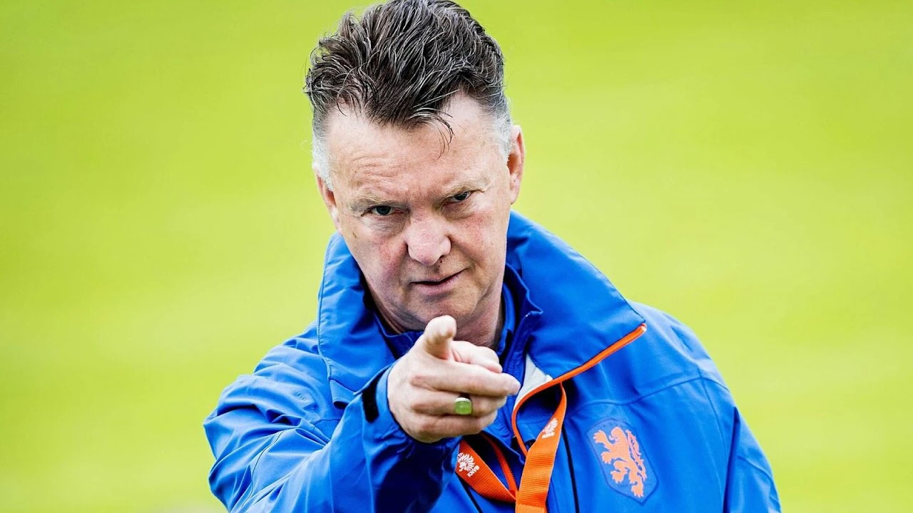 Nakon pet godina u mirovni Louis Van Gaal postaje izbornik