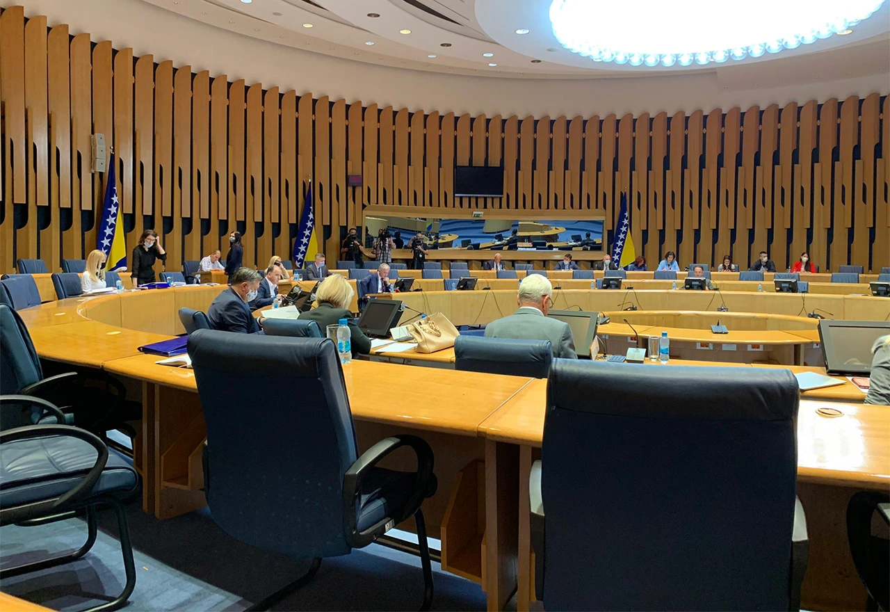 Krupna politička pitanja trebaju dodatni konsenzus