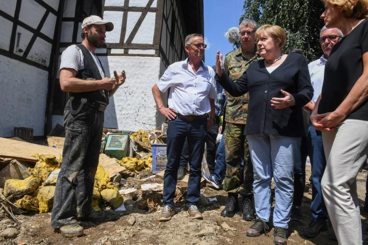 Merkel: Nema riječi kojima bi mogla opisati ovu devastaciju