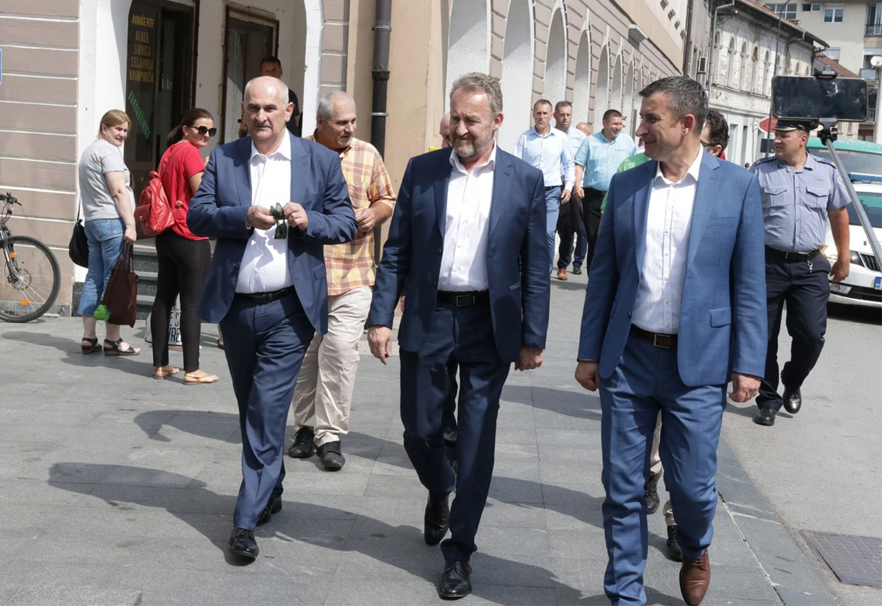 Izetbegović ''oduševljen'' gospodarstvom u Konjicu