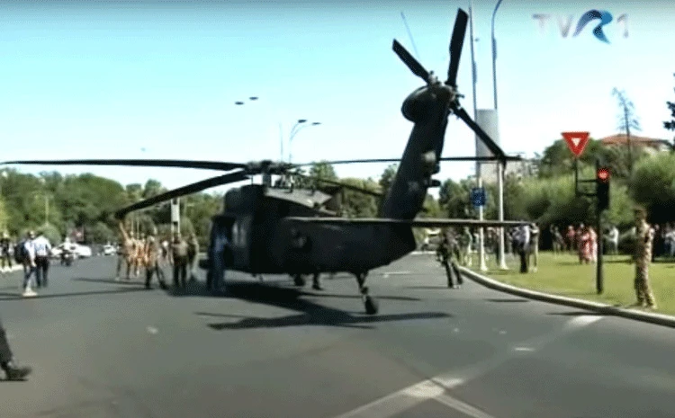 Američki helikopter prinudno sletio na trg u Bukureštu
