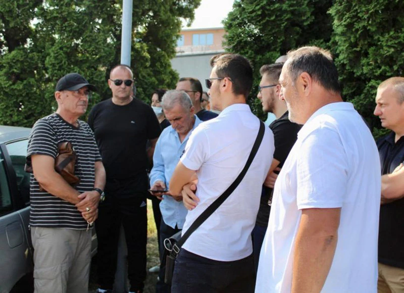 Podrška Osmici u Sarajevu, građani ispred Tužiteljstva BiH