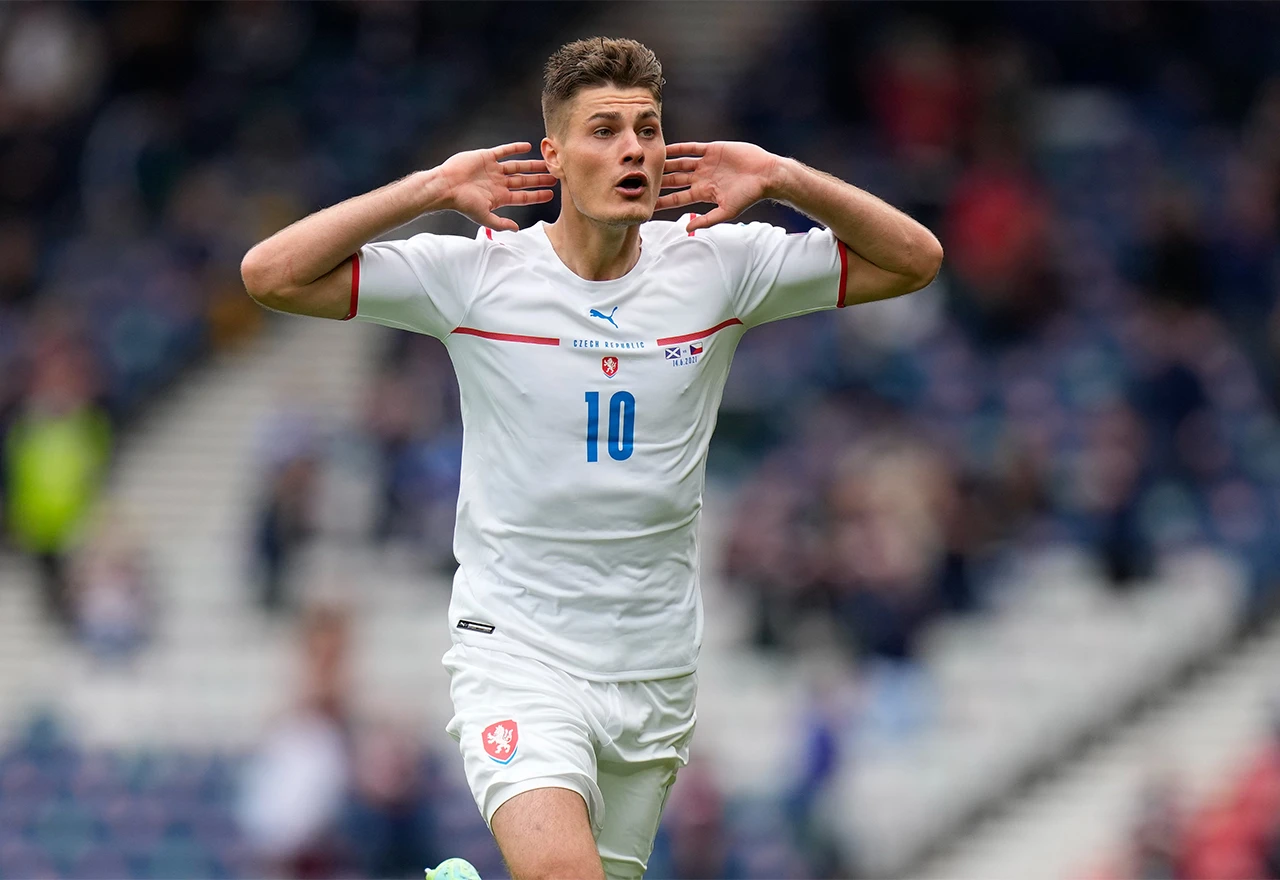 Schickov pogodak najljepši na EP-u, Modrić treći