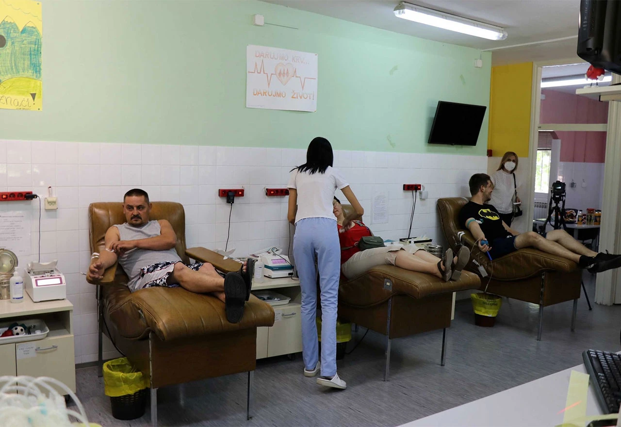 Kronični nedostatak: Mostarskoj bolnici treba 70 darovatelja krvi dnevno