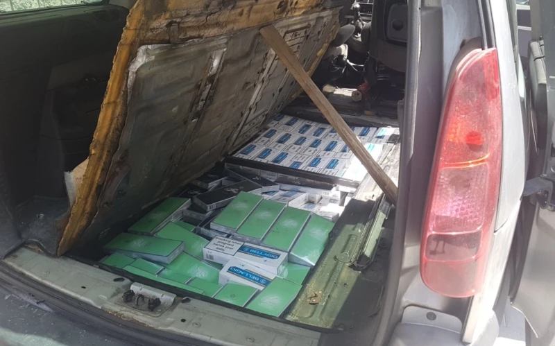 U posebno prerađenom vozilu švercao cigarete: SIPA ga uhitila kod Jablanice